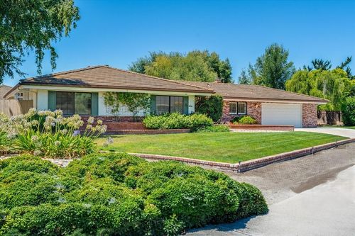 2198 Creekside Dr, Solvang, CA, 93463-2239 | Card Image