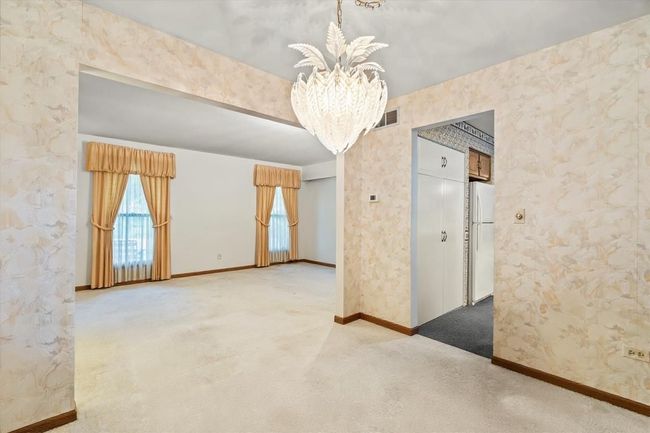 620 W 58 Th St, House other with 3 bedrooms, 3 bathrooms and 2 parking in Westmont IL | Image 8