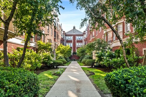 apt-2ee-212 Oak Park Ave, Oak Park, IL, 60302-2143 | Card Image