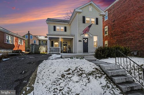 258 E Water St, MIDDLETOWN, PA, 17057-2256 | Card Image