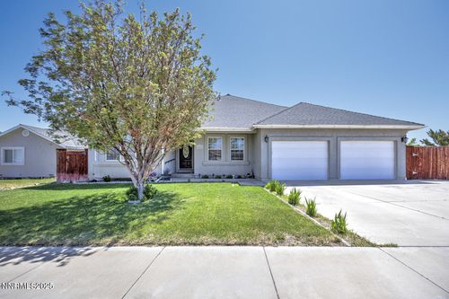 240 Mary Lou Ln, Fernley, NV, 89408-5617 | Card Image
