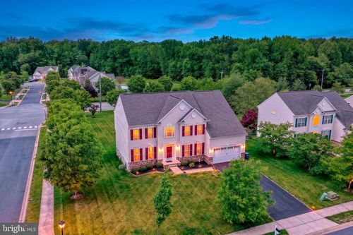 301 E Furrow Ln, NEWARK, DE, 19702-4855 | Card Image
