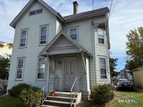 e-19 Berkeley St, Norwalk, CT, 06850-3982 | Card Image
