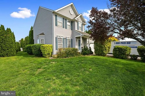 13 Nugent Loop, SMYRNA, DE, 19977-2213 | Card Image