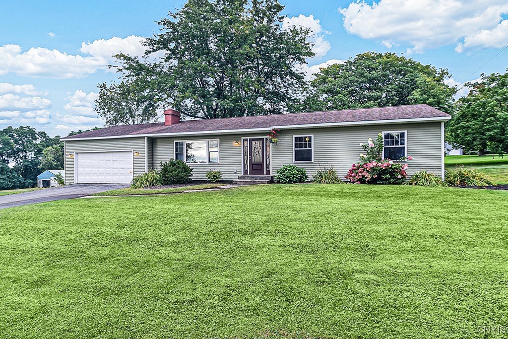 Fountain St, Clinton, NY 13323