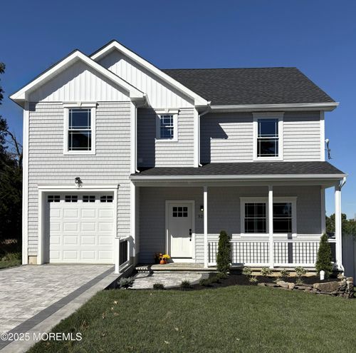 528 Catherine St, South Amboy, NJ, 08879-1505 | Card Image