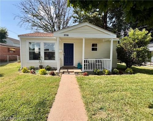 2716 Hickory St, Portsmouth, VA, 23707-4228 | Card Image