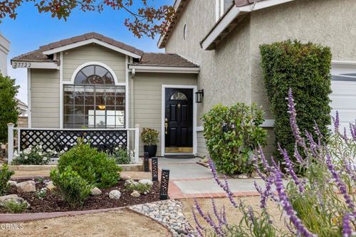 27722 Buckskin Dr, Castaic, CA, 91384-3556 | Card Image