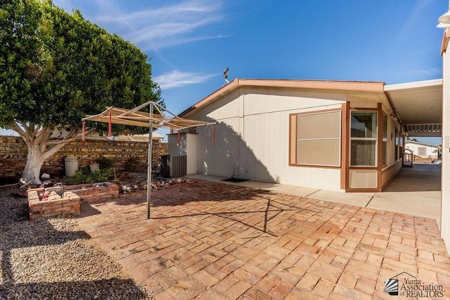 13517 E 53 Rd Ln, House other with 3 bedrooms, 2 bathrooms and 1 parking in Yuma AZ | Image 24