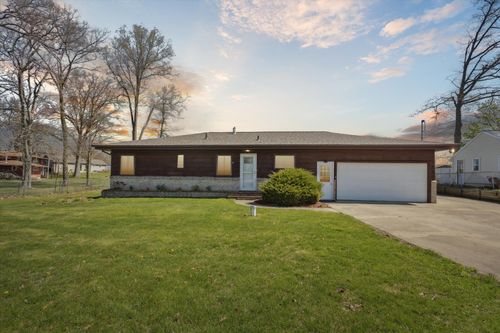 430 Jefferson Dr, Michigan Center, MI, 49254-1427 | Card Image