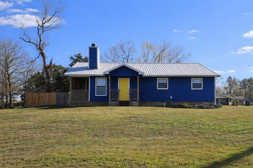 150 Lazy Ln, Livingston, TX, 77351-0584 | Card Image