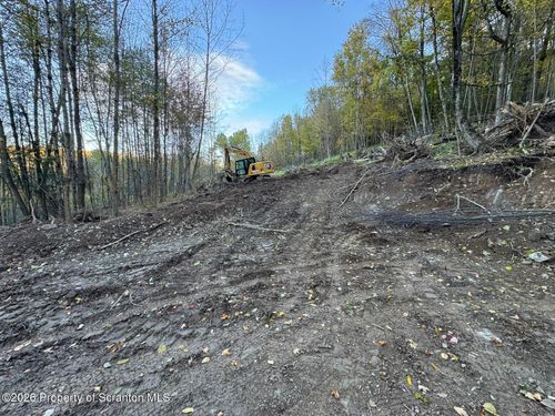 1209 Old Plank Rd, Mayfield, PA, 18433 | Card Image