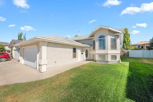 3605 65 Ave, Lloydminster, AB, T9V2W1 | Card Image
