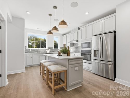 3033 Circles End, Charlotte, NC, 28226-3020 | Card Image