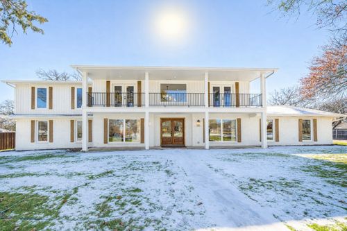 320 Cross Timbers Dr, Double Oak, TX, 75077-8447 | Card Image