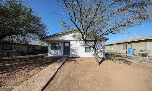 2024 W Hadley St, Phoenix, AZ, 85009-5958 | Card Image
