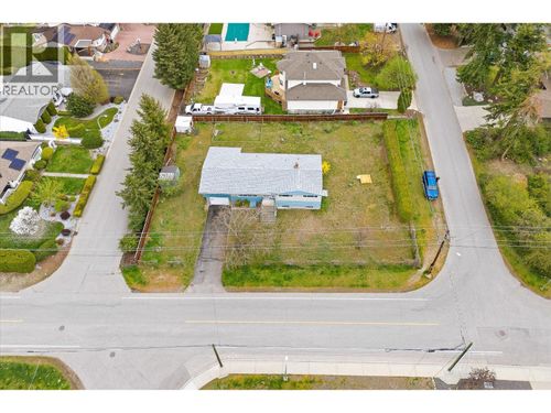 4693 Raymer Rd, Kelowna, BC, V1W1J4 | Card Image