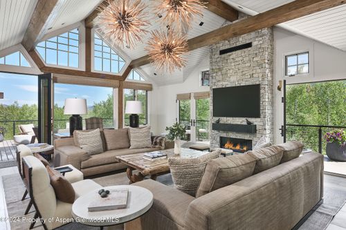 1271 S Ute Ave, Aspen, CO, 81611-2257 | Card Image