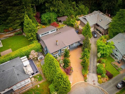 4786 Armour Crt, North Vancouver, BC, V7K2W6 | Card Image