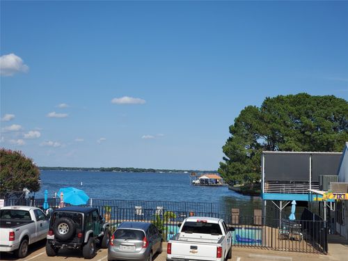 apt-b204-1933 Island Cir, Tool, TX, 75143-1713 | Card Image