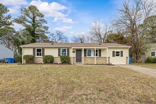 3108 Aaron Dr, Chesapeake, VA, 23323-2600 | Card Image