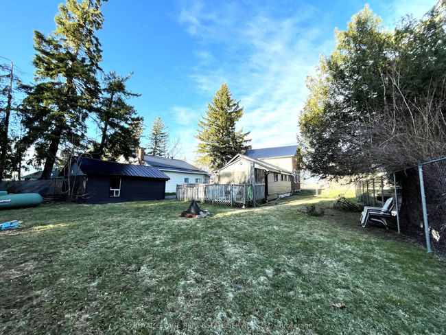 2834 County Rd 124, House other with 3 bedrooms, 2 bathrooms and 5 parking in Duntroon ON | Image 10