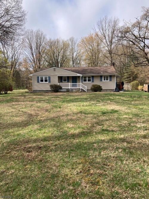 724 Mill Ln, Hillsborough, NJ, 08844-3318 | Card Image