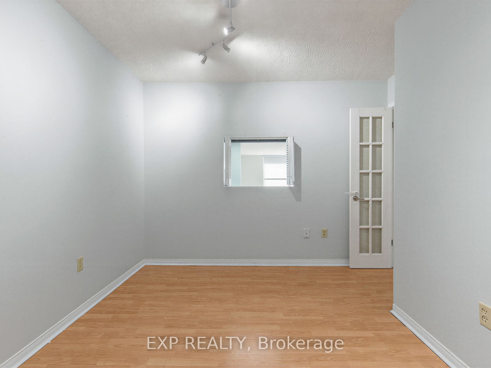 Residential Lease in Toronto C07 5