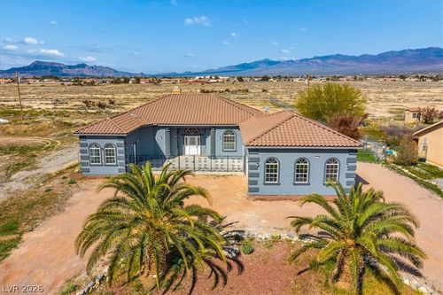 460 E Hickory St, Pahrump, NV, 89048-7181 | Card Image