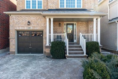 49 Snapdragon Sq, House other with 3 bedrooms, 4 bathrooms and 3 parking in Brampton ON | Image 2