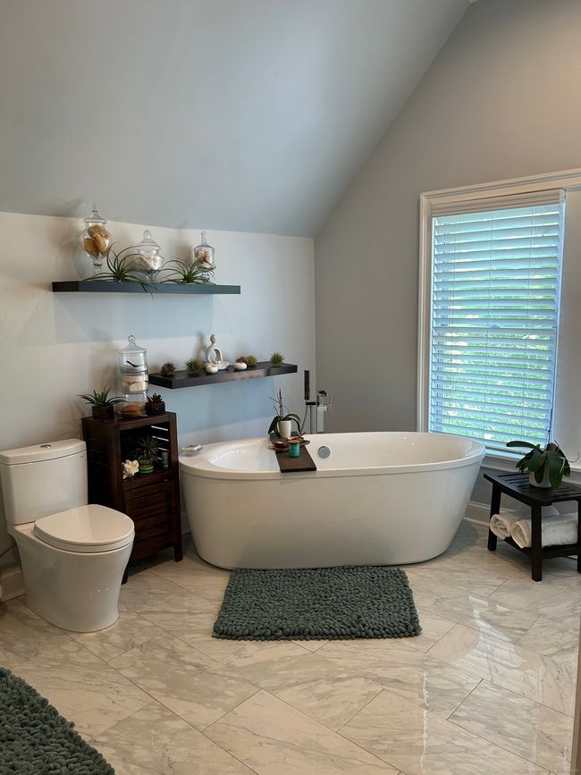 554 Huntington Rd, Home with 6 bedrooms, 4 bathrooms and null parking in Bridgeport CT | Image 29