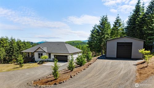 140 Grand Ridge Rd, Toutle, WA, 98649-4200 | Card Image