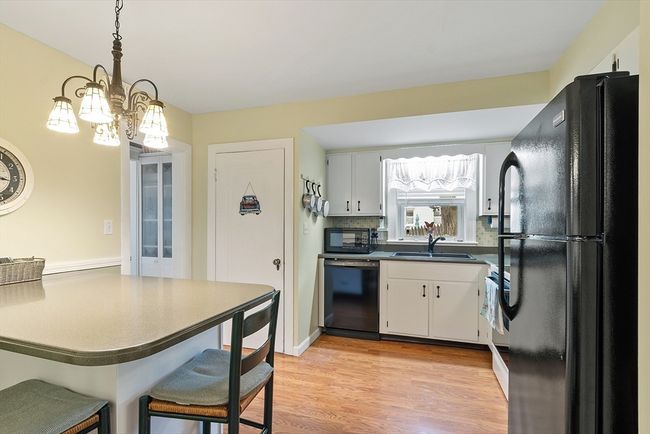 8 Manning Rd, House other with 3 bedrooms, 2 bathrooms and 1 parking in Lynn MA | Image 14