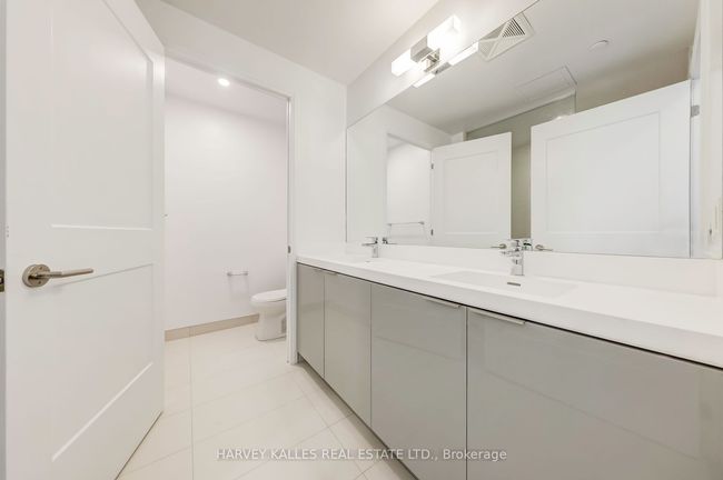 LPH05 - 25 Holly St, Condo with 2 bedrooms, 3 bathrooms and null parking in Toronto ON | Image 18