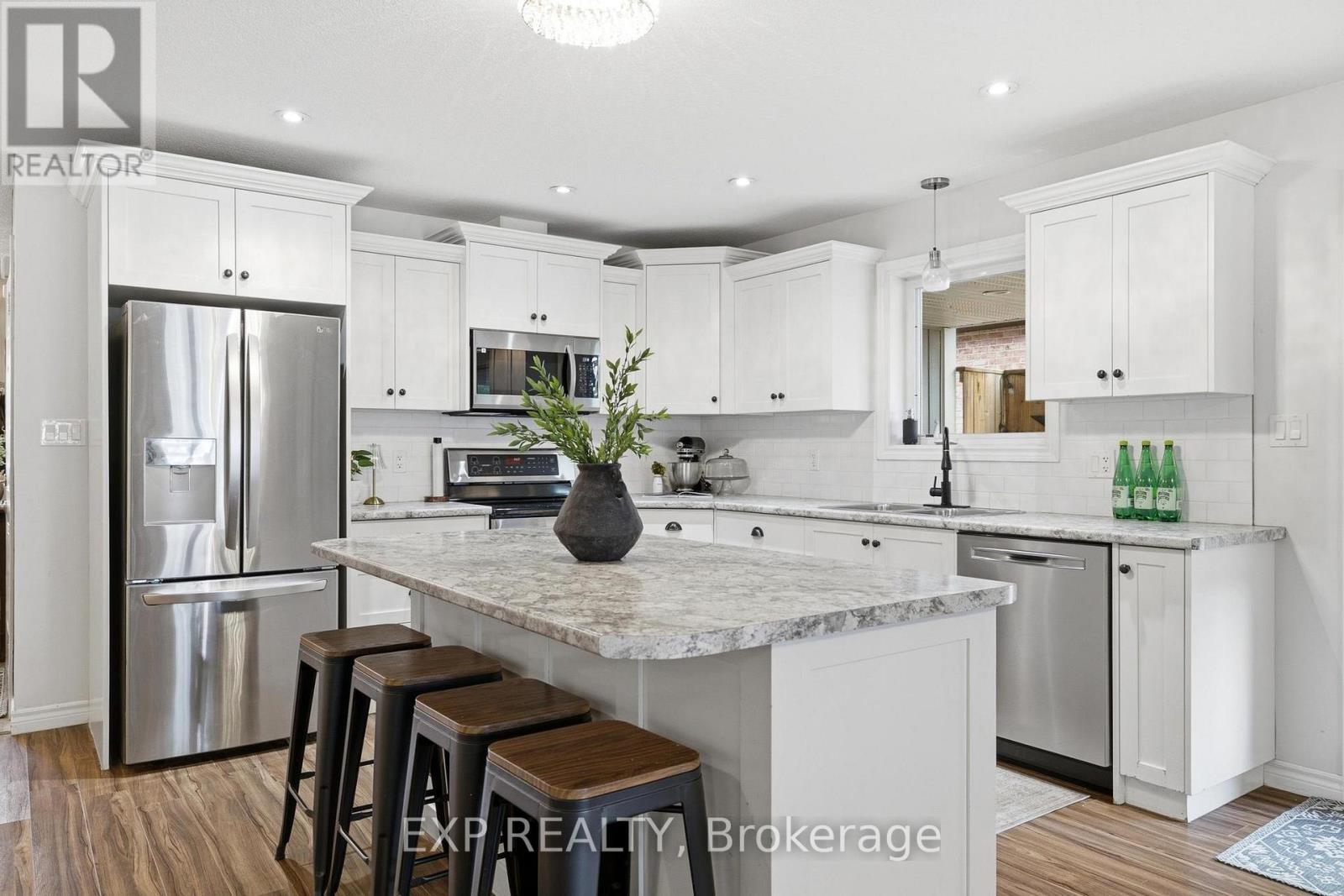 Residential in Minto 5