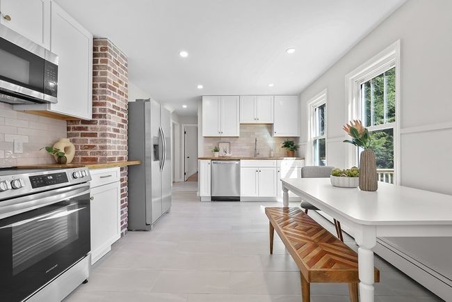 23 Healy Rd, House other with 4 bedrooms, 1 bathrooms and 2 parking in Worcester MA | Image 9
