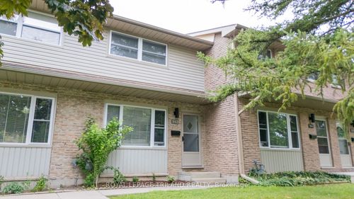 943 Notre Dame Dr, London, ON, N6J3C3 | Card Image