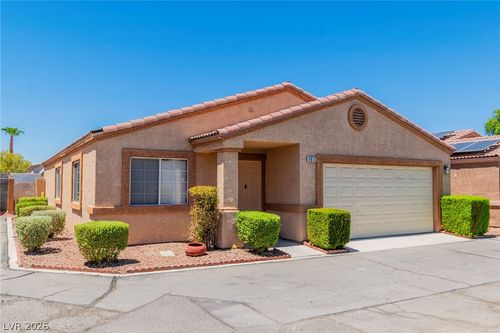 6673 Diamond Care Dr, Las Vegas, NV, 89122-8340 | Card Image