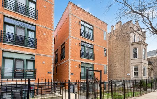 2e-1455 N Maplewood Avenue, Chicago, IL, 60622 | Card Image