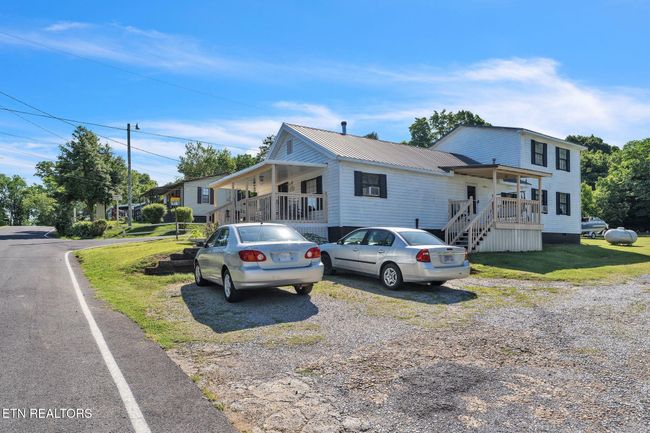 1810 Creason Dr, House other with 3 bedrooms, 2 bathrooms and null parking in Maryville TN | Image 4