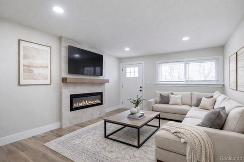 13894 Marshall Avenue, Warren, MI, 48089 | Card Image