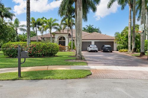 11174 Sw 37th Mnr, Davie, FL, 33328-1321 | Card Image
