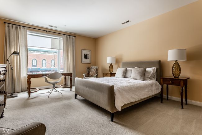 UNIT-204 - 333 Massachusetts Ave, Condo with 2 bedrooms, 2 bathrooms and null parking in Indianapolis IN | Image 27