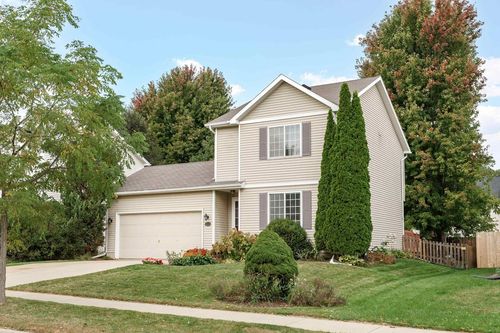 5214 Esker Drive, MADISON, WI, 53704 | Card Image