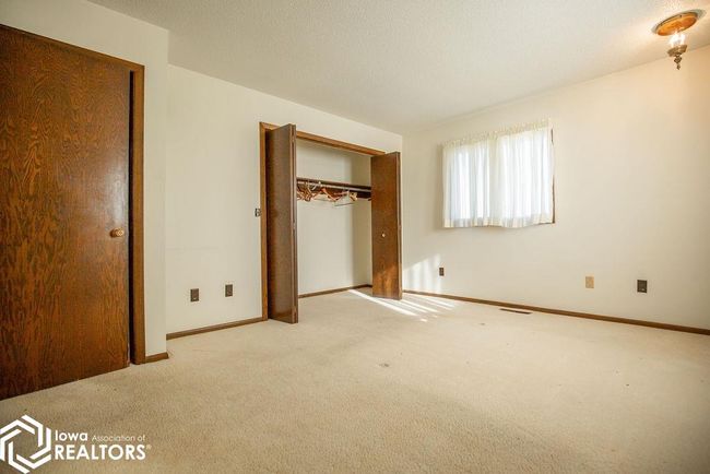1101 310 Th St, Home with 3 bedrooms, 2 bathrooms and null parking in Burt IA | Image 19