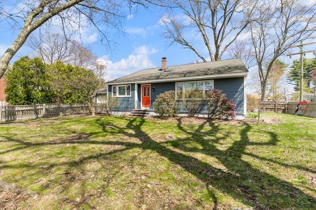 147 W Haven Rd, House other with 3 bedrooms, 2 bathrooms and null parking in Manchester NH | Image 4