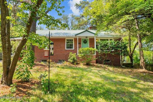 405 Elm St, Aberdeen, NC, 28315-2403 | Card Image