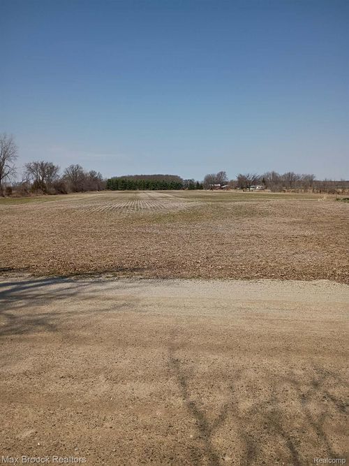 000 Reed Rd, New Lothrop, MI, 48460 | Card Image