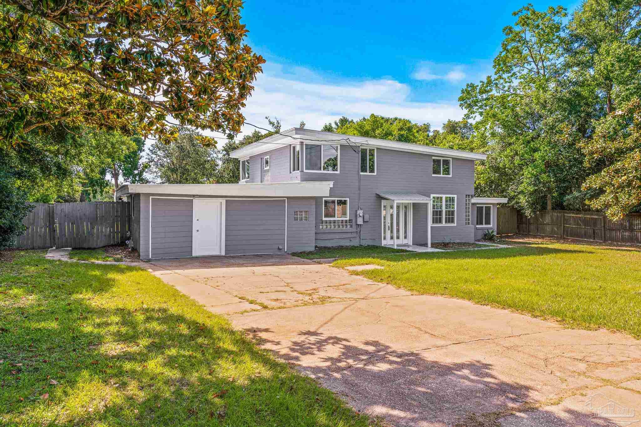 Calhoun Ave, Pensacola, FL 32507
