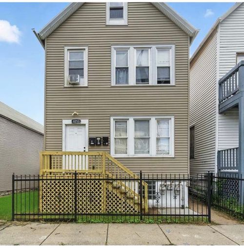 1f-8253 S Brandon Ave, Chicago, IL, 60617-1636 | Card Image